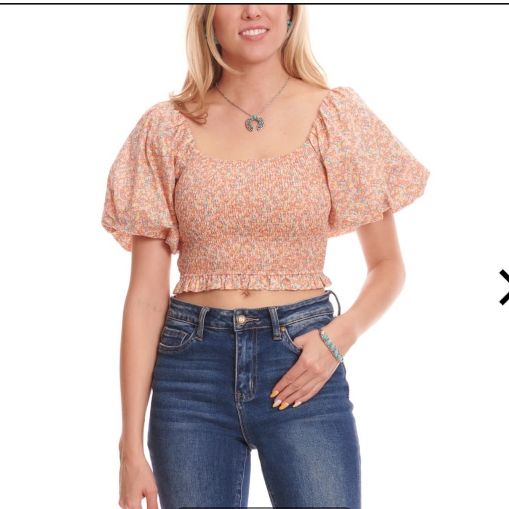 Newbury Kustom-Floral Print Smocked Cropped Short Puff Sleeve Top
